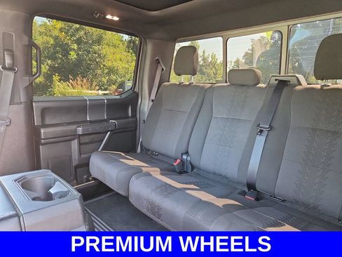Used 2018 Ford F150 XLT w/ Equipment Group 302A Luxury AWD/4WD image 11