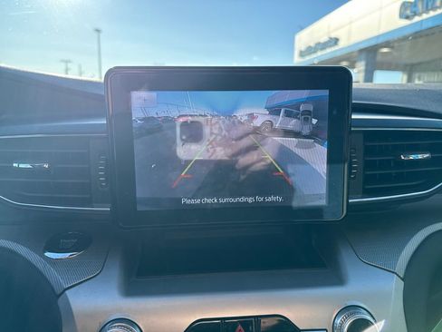 Used 2022 Ford Explorer XLT w/ Equipment Group 202A image 24