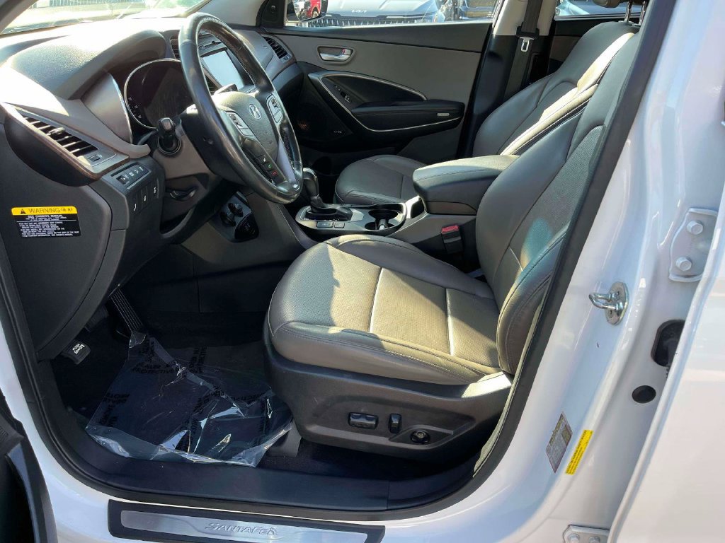 Used 2018 Hyundai Santa Fe Sport w/ 2.4L Tech Package 04 AWD/4WD image 16