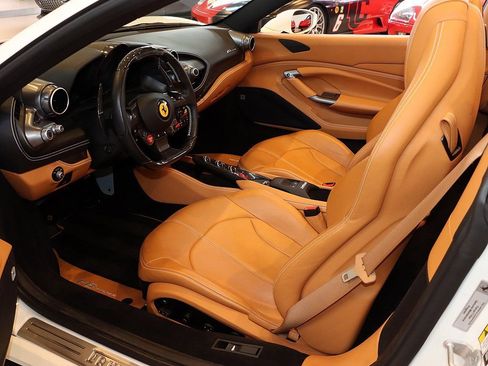 Certified 2022 Ferrari F8 Spider image 4