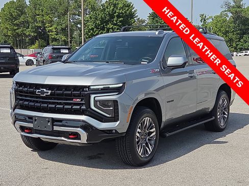 Used 2025 Chevrolet Tahoe Z71 AWD/4WD image 2