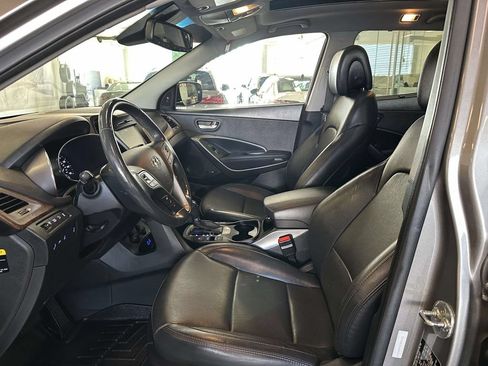 Used 2018 Hyundai Santa Fe Sport w/ 2.0T Ultimate Tech Package 05 AWD/4WD image 17