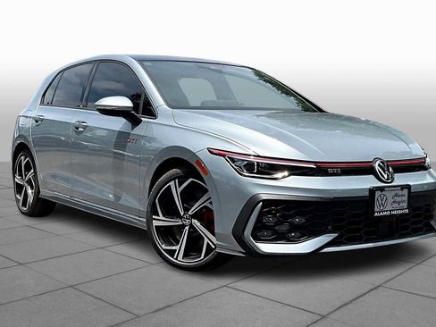 New 2025 Volkswagen GTI SE image 2