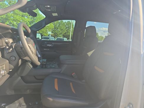 Used 2026 GMC Sierra 1500 AT4 w/ AT4 Premium Package AWD/4WD image 15
