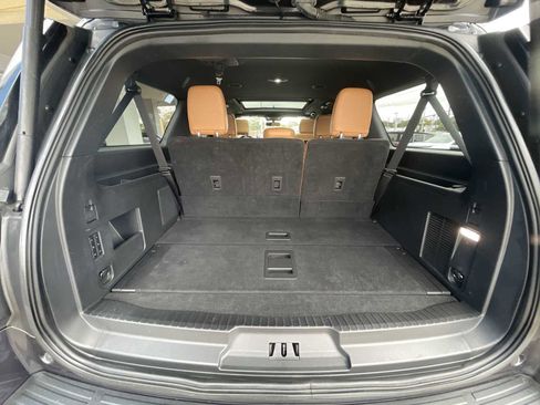 Used 2023 Ford Expedition Max Platinum image 27
