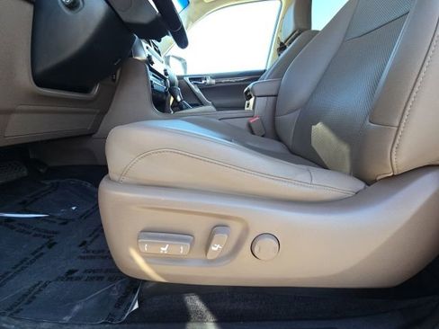 Used 2022 Lexus GX 460 Premium image 22