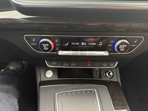 Used 2019 Audi Q5 2.0T Premium Plus AWD/4WD image 31