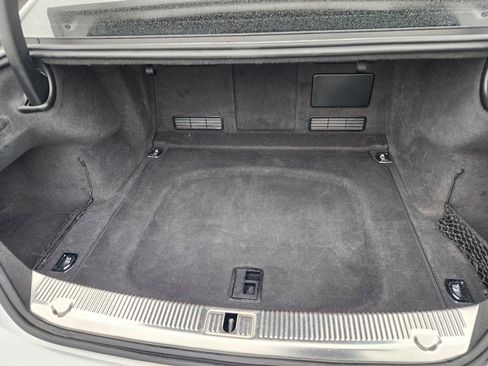 Used 2012 Audi A8 4.2 image 29