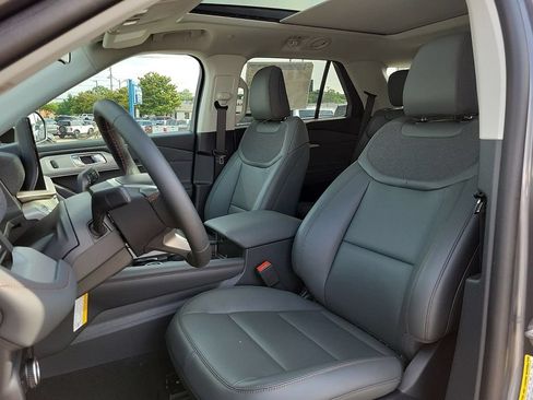 New 2026 Ford Explorer Active w/ Active Comfort Package AWD/4WD image 12