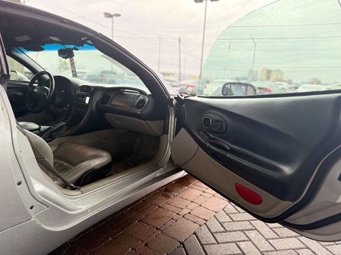 Used 1998 Chevrolet Corvette Coupe image 27