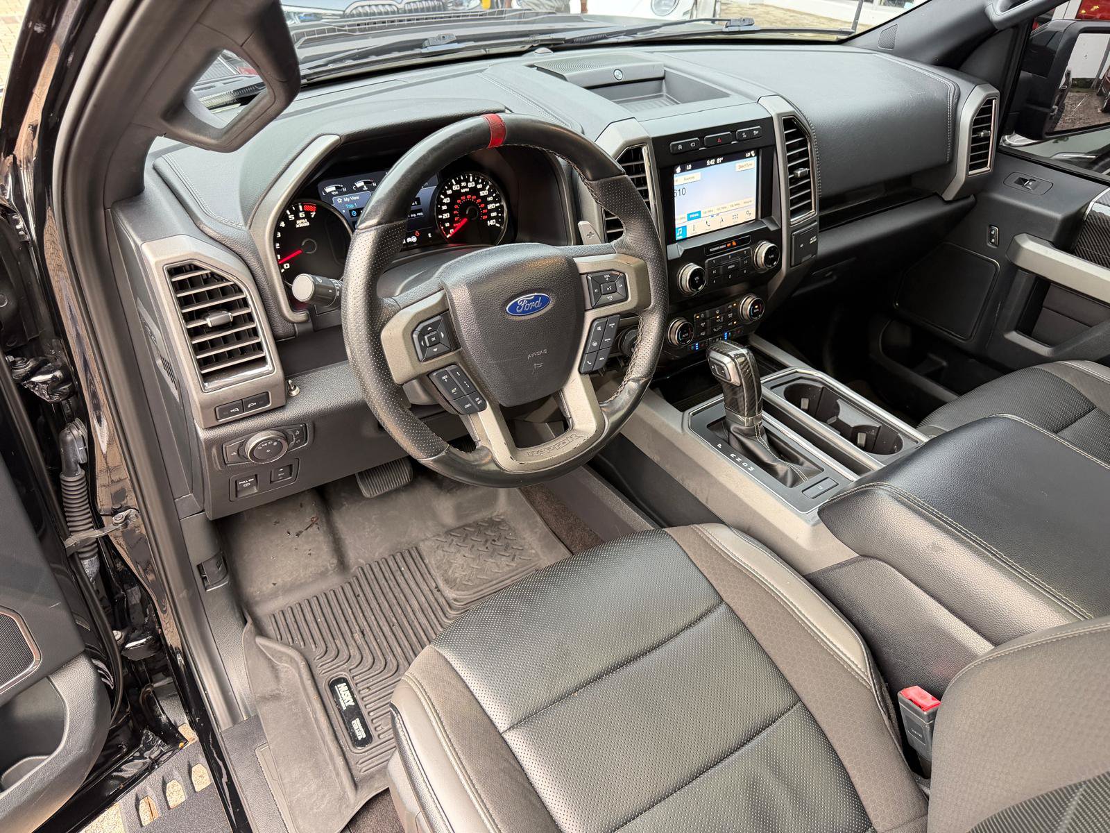 Used 2019 Ford F150 Raptor w/ Equipment Group 802A Luxury AWD/4WD image 34