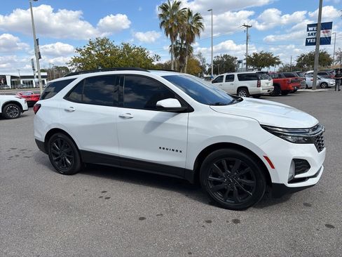Used 2022 Chevrolet Equinox RS w/ RS Leather Package image 2