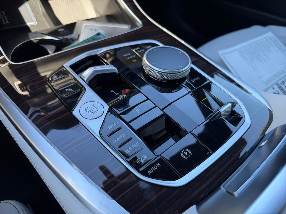 New 2027 BMW X7 xDrive40i AWD/4WD image 20