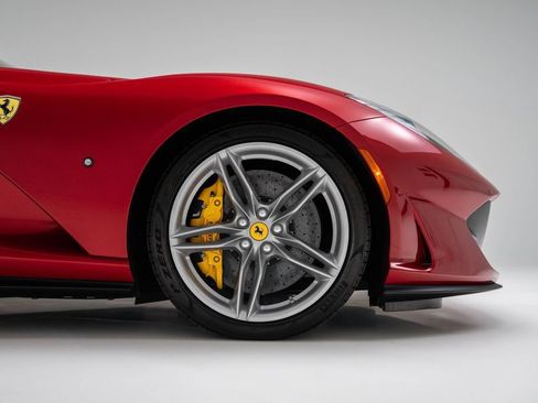 Used 2019 Ferrari 812 Superfast image 68