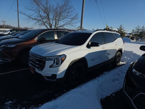 Used 2023 GMC Terrain AT4 image 1