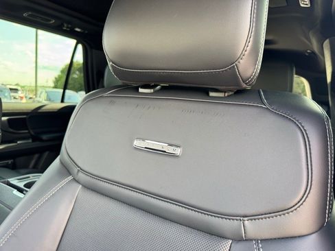 New 2025 Ford Expedition Platinum w/ Stealth Performance Package image 22