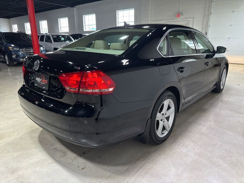 Used 2015 Volkswagen Passat 1.8T Limited Edition FWD image 7
