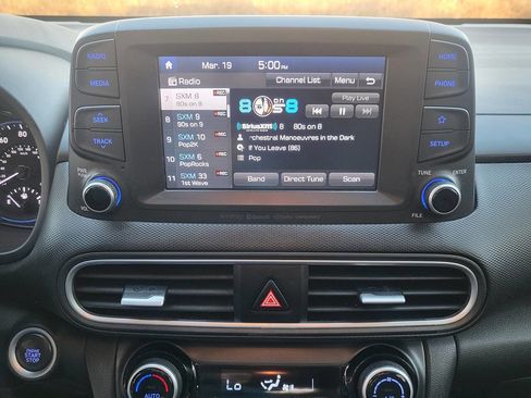 Used 2019 Hyundai Kona Limited image 14