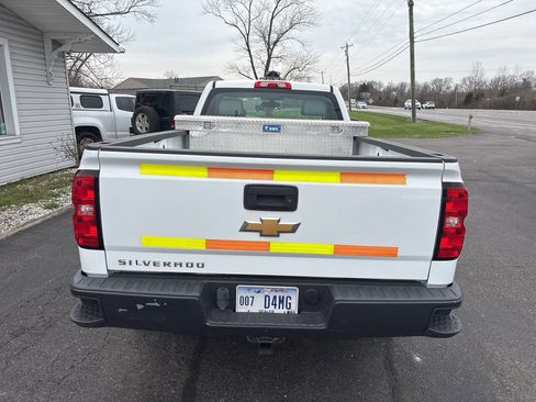 Used 2015 Chevrolet Silverado 1500 W/T w/ Trailering Package image 4