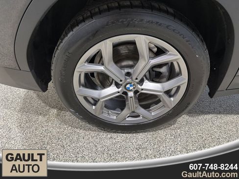 Used 2023 BMW X3 xDrive30i w/ Premium Package image 21