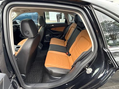 Used 2023 Volkswagen Jetta SEL FWD image 19