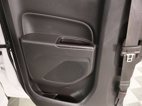 Used 2022 Chevrolet Colorado LT w/ Fleet Safety Package image 14