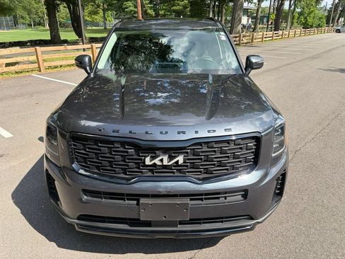 Used 2022 Kia Telluride EX w/ EX Premium Package AWD/4WD image 2