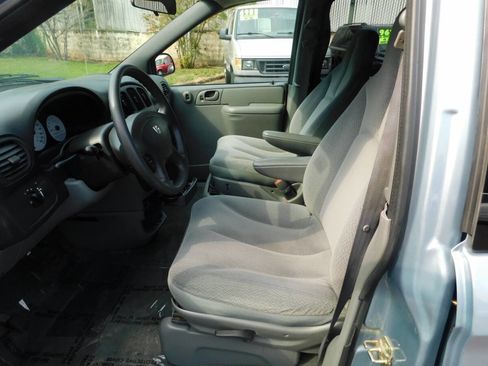 Used 2005 Dodge Caravan SE w/ Popular Equipment Group image 7