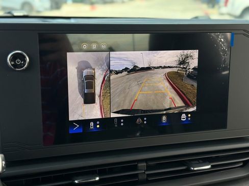 Used 2024 Chevrolet Silverado EV W/T image 7