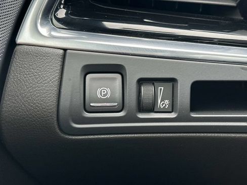 Used 2023 Cadillac XT6 Sport w/ LPO, Floor Liner Package AWD/4WD image 26