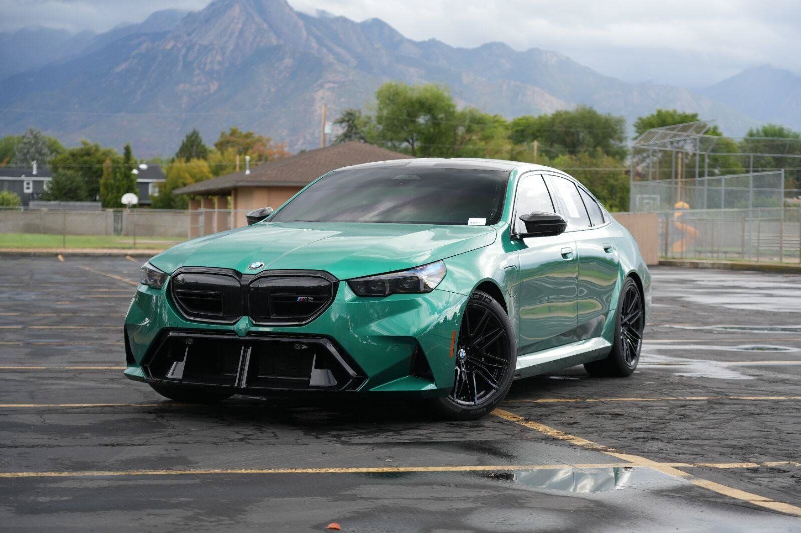 Used 2026 BMW M5 w/ Carbon Package AWD/4WD image 1