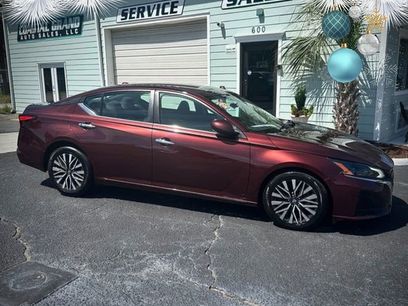 Used 2023 Nissan Altima 2.5 SV