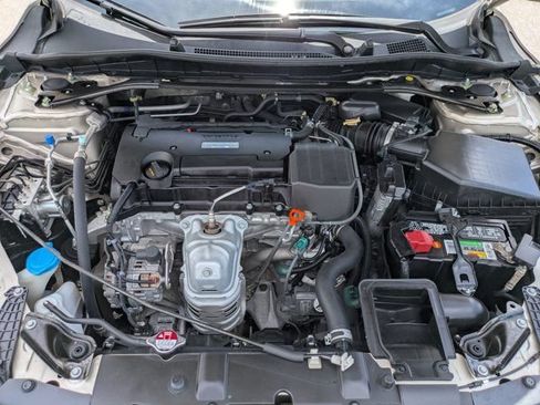 Used 2017 Honda Accord EX-L image 13