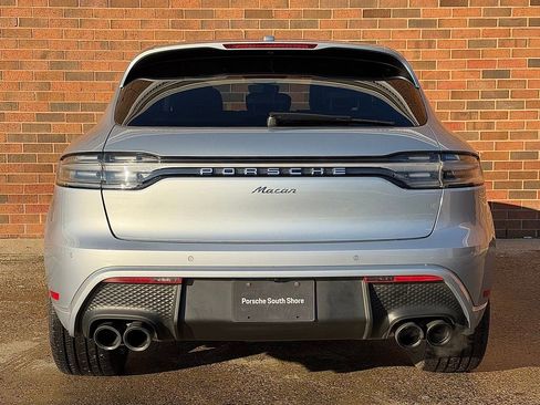 Certified 2025 Porsche Macan image 6