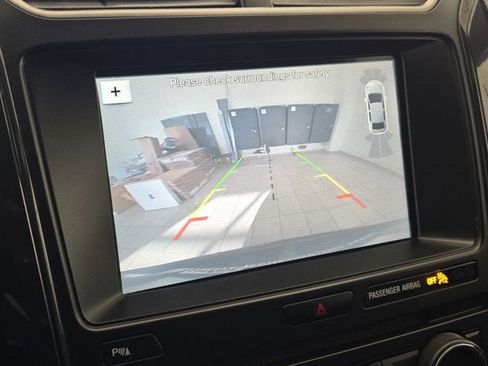 Used 2018 Ford Explorer XLT w/ Equipment Group 202A image 25