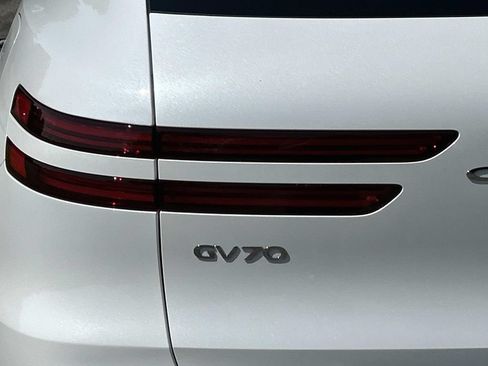 New 2026 Genesis GV70 3.5T Sport Prestige AWD/4WD image 12