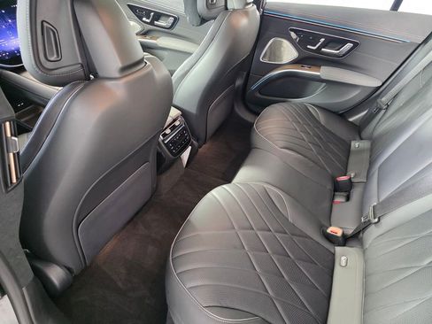 Certified 2023 Mercedes-Benz EQS 580 4MATIC Sedan image 15