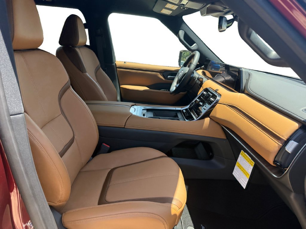 New 2026 Nissan Armada SL w/ Captain's Chari Seat Package AWD/4WD image 16