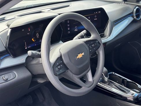 Certified 2026 Chevrolet Trax LT image 9