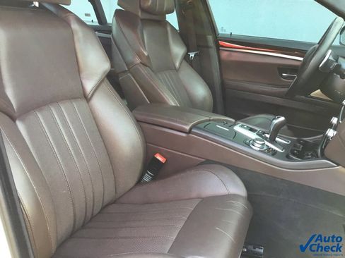 Used 2013 BMW M5 image 31