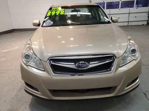 Used 2010 Subaru Legacy 2.5i Premium image 9