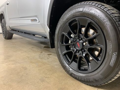 Used 2022 Toyota Tundra 1794 Edition image 6