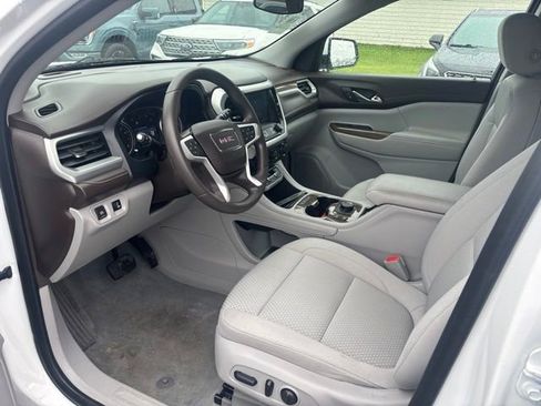 Used 2023 GMC Acadia SLE w/ Driver Convenience Package AWD/4WD image 8