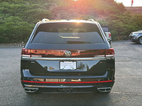 Used 2024 Volkswagen Atlas SEL Premium R-Line AWD/4WD image 11