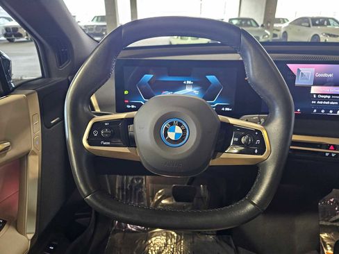 Used 2024 BMW iX xDrive50 w/ Premium Package AWD/4WD image 10