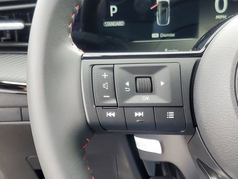 New 2025 Nissan Kicks SR image 17