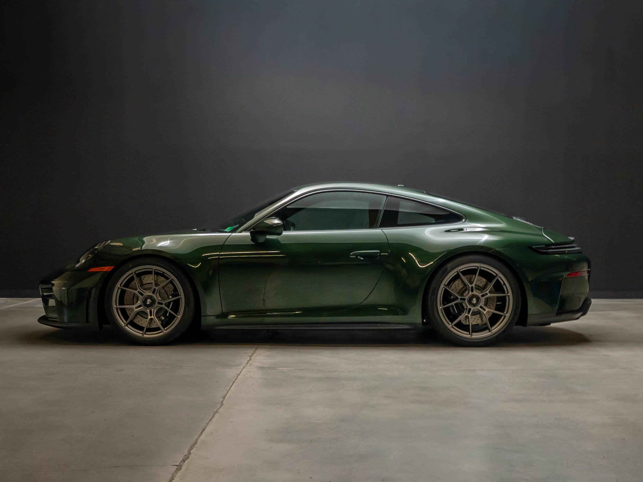 Certified 2026 Porsche 911 GT3 RWD image 2