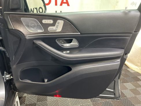 Used 2020 Mercedes-Benz GLS 450 4MATIC image 12