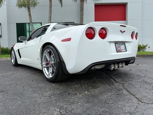 Used 2007 Chevrolet Corvette Z06 w/ Preferred Equipment Group RWD image 15