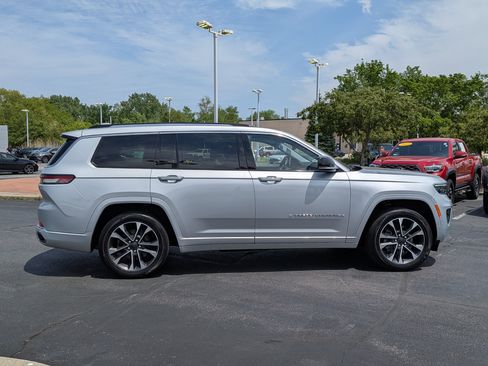 Used 2022 Jeep Grand Cherokee L Overland AWD/4WD image 9